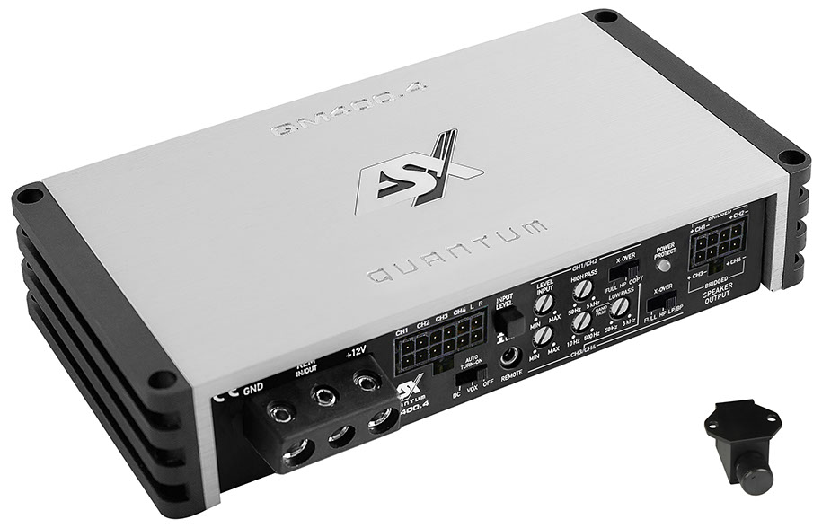 ESX Quantum 4-kanaals mini versterker QM400.4